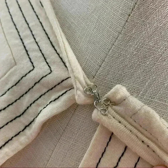 Strazzi Womens top size XL cream keyhole neck - Picture 6 of 10